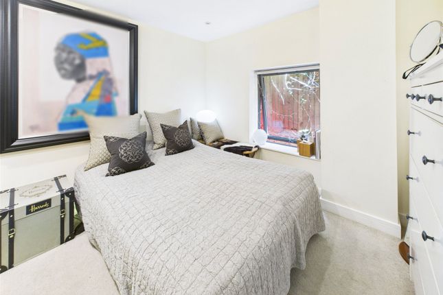 2 Jasmine studios, 8, Oak Lane, TWICKENHAM photo 4