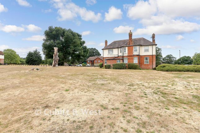 Beech House, Shirley Oaks Road, Croydon photo 4