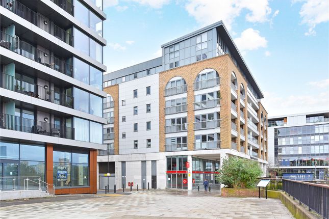 Flat for sale in Wood Wharf Apartments, Horseferry Place, Greenwich