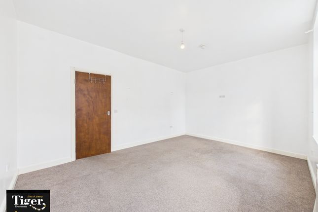 Flat B, 6, Shaw Road, Blackpool photo 3
