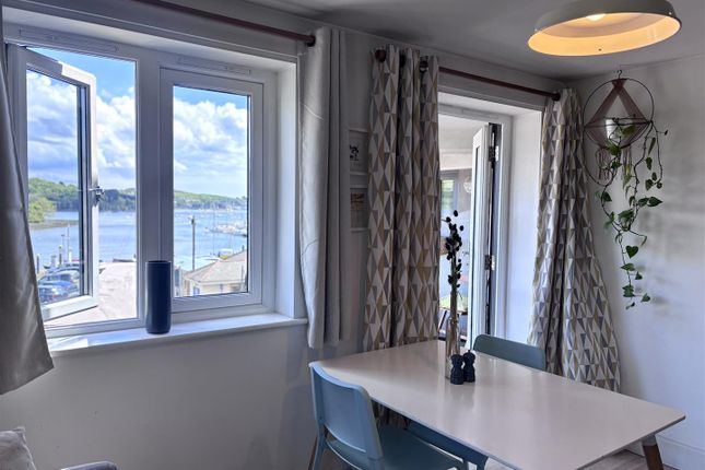 11 Swingbridge House, Quay Hill, Penryn photo 4