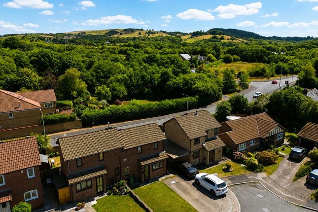 61, Chandlers Reach, Pontypridd photo 2