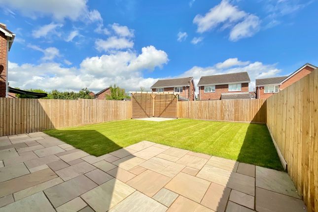 10 Allman Close, Crewe photo 4