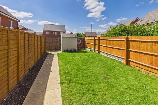 2, Saxon Drive, Gloucester photo 4