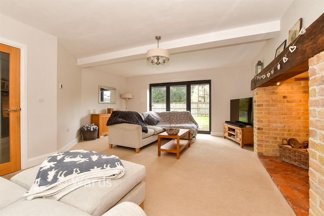 11, Mill Bank, Headcorn photo 4