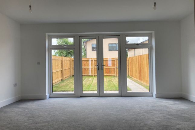 23, Bicester photo 3
