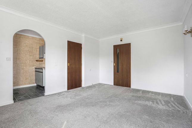 45 Homedell House, Roundwood Lane, Harpenden photo 4