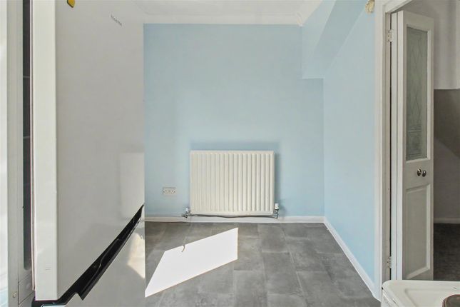 16, Nicholas Road, Nottingham photo 5