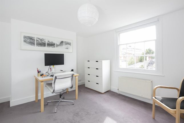 Semi-detached house for sale in Camberwell Grove, Camberwell