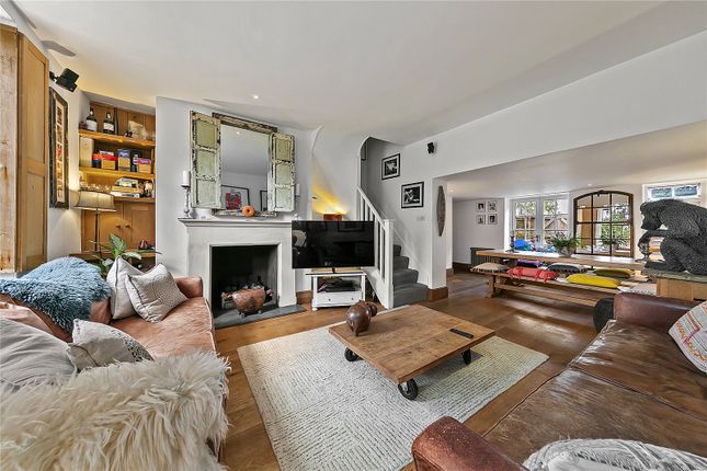 56, Kew Green, Surrey photo 3