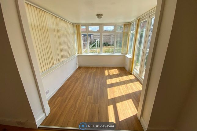 Newland Avenue, Cudworth, Barnsley photo 4