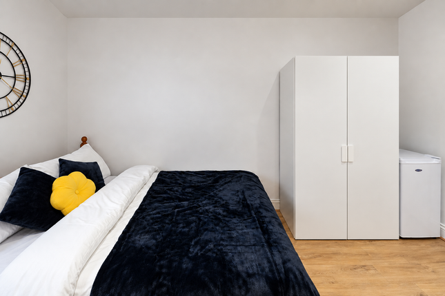 Flat 106, Creswick Road, London, W3 9EZ, London photo 3