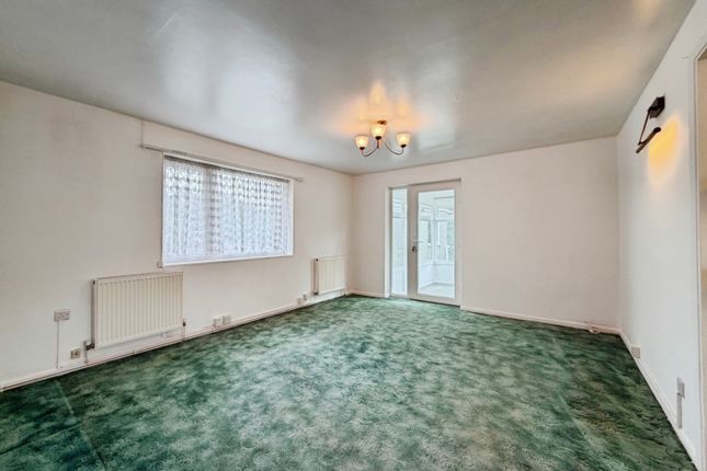 39, Minter Avenue, Folkestone photo 3