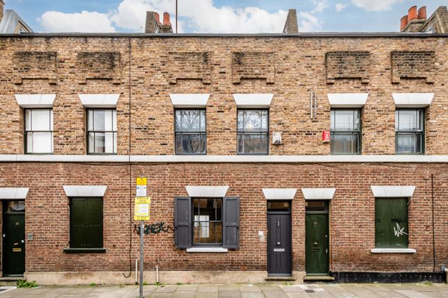 Property to rent in 22 Woodseer Street, Spitalfields, London