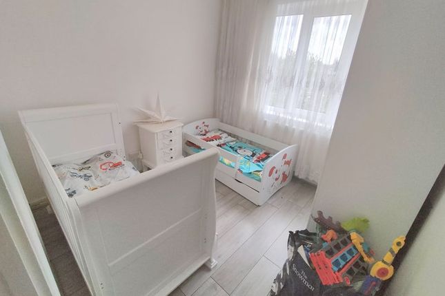 Flat for sale in Bowood Road, Enfield
