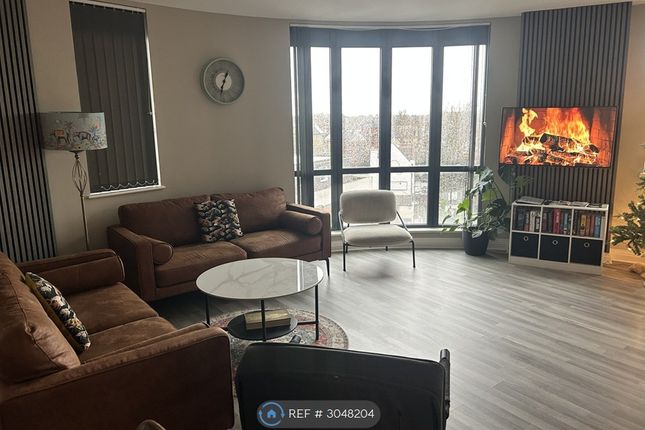 2-bed flat on Flat, Waterways House Bentinck Road, West Drayton, £2,600/mo