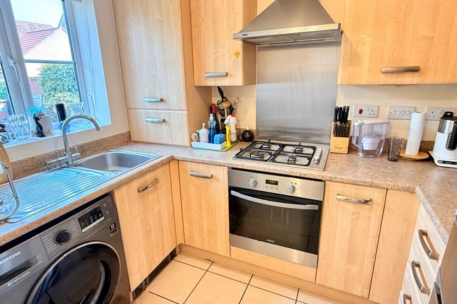 14, Maxwell Crescent, Northampton photo 2