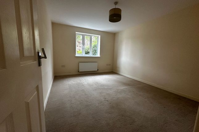 5, Sparrows Rise, Needham Market photo 4