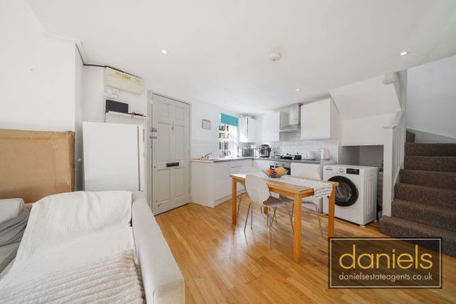 1-bed semi-detached on 81, Leghorn Road, London, £350,000