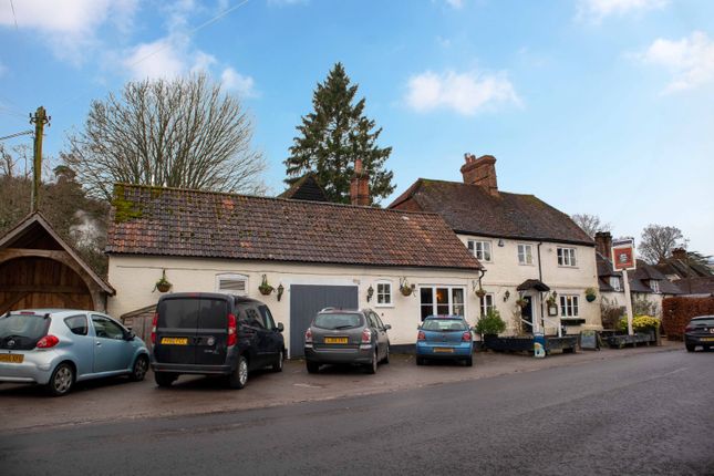 Thumbnail Pub/bar for sale in High Street, Alton