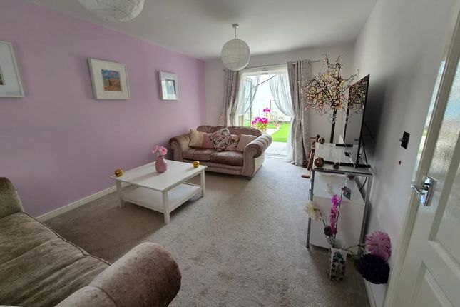 1 Y Gilfach, Llandarcy, Neath photo 4