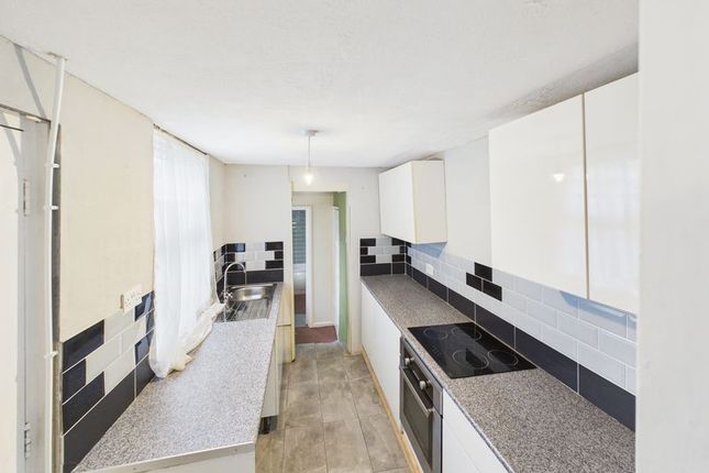 30, Daniel Place, Penzance photo 3