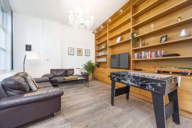 34, Hanway Street, London photo 2