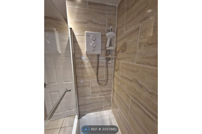 Flat, Bagnell Street Springburn, Glasgow photo 2
