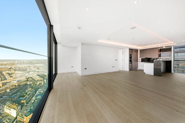 Flat to rent in Carrara Tower, 1 Bollinder Place, 2Af