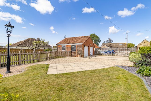 19 Orchard Grove, West Winch, Norfolk photo 2