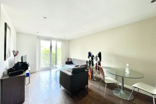 Sillavan Way, Salford photo 2
