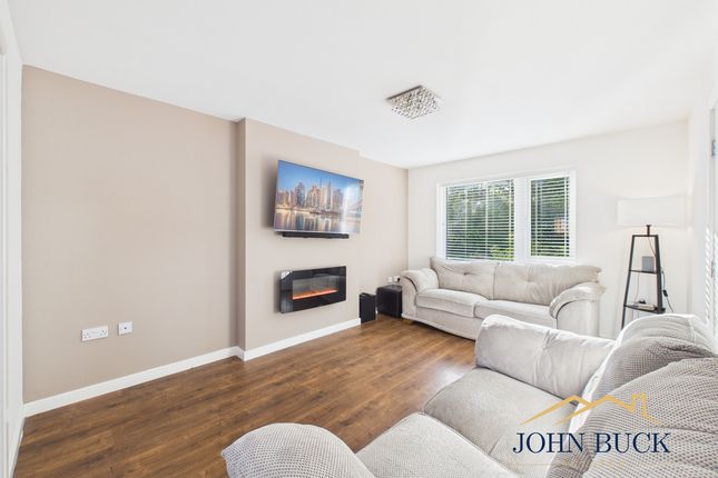 12, Dryslwyn Road, Washington photo 3