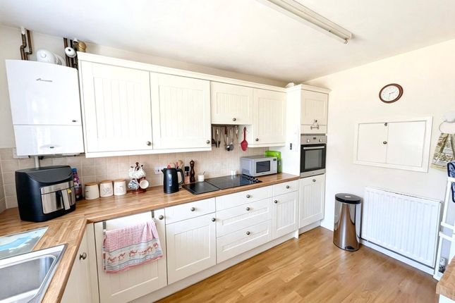 14, Woodward Court, Stratford-upon-Avon photo 3