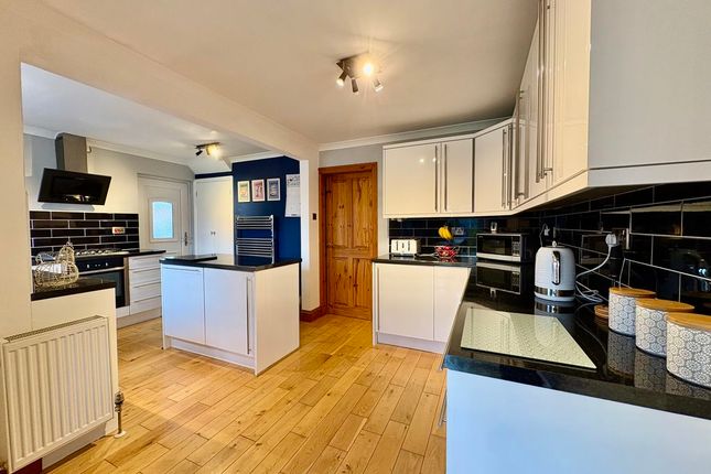 8, Wenlock Drive, Newport photo 4