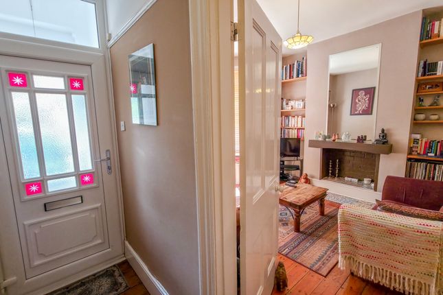 3, Dallin Road, Shooters Hill photo 4
