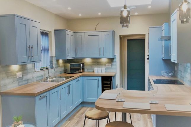 Kitchenicarus2Wide