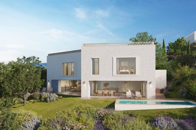 Villa for sale in Ombria Resort, Loule, Algarve, Portugal