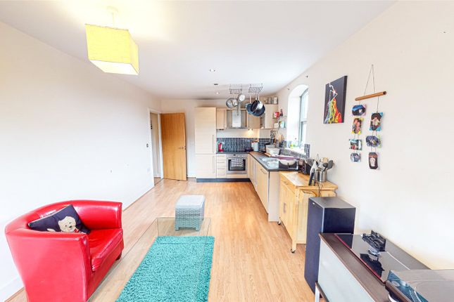 24, Home, Manchester photo 3