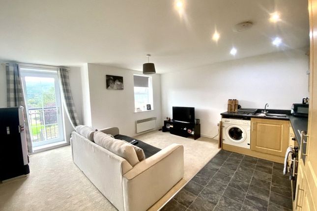 Thumbnail Flat for sale in Wood Street, Bingley, West Yorkshire
