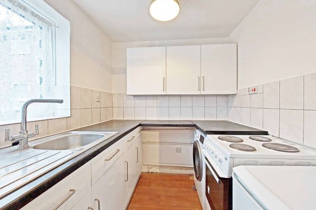 53, Makepeace Road, Northolt photo 4