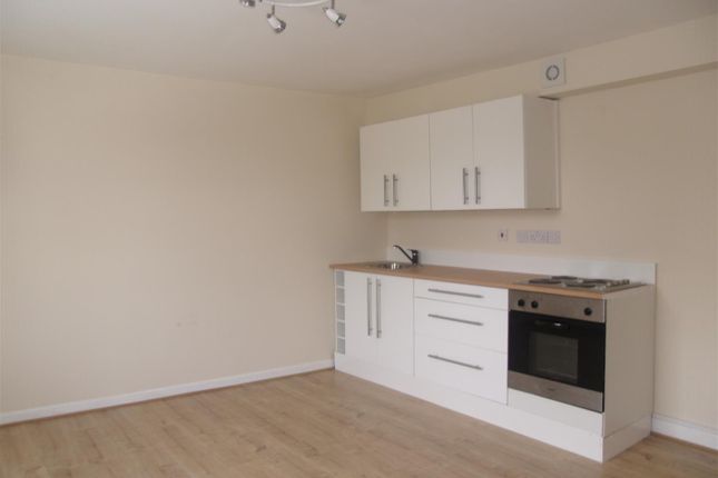 Flat to rent in Okehampton, Devon