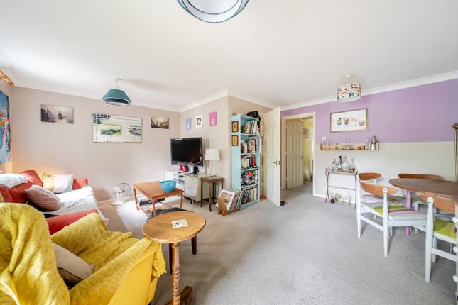 41, Waterside Court, Hampshire photo 4
