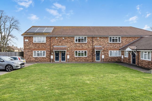 1-bed flat on 8 St. Peters House,, Westerham Close, Kent, £175,000