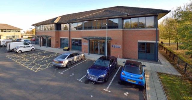 Thumbnail Office to let in 9 Earls Court, Earls Gate Business Park, Roseland Hall, Grangemouth