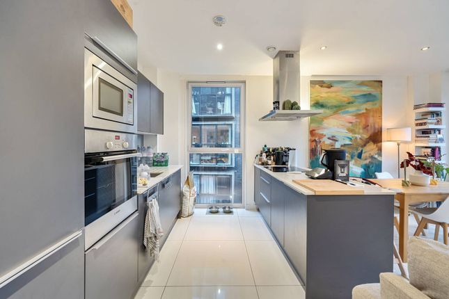 2-bed flat on Haven Way, Bermondsey, £600,000