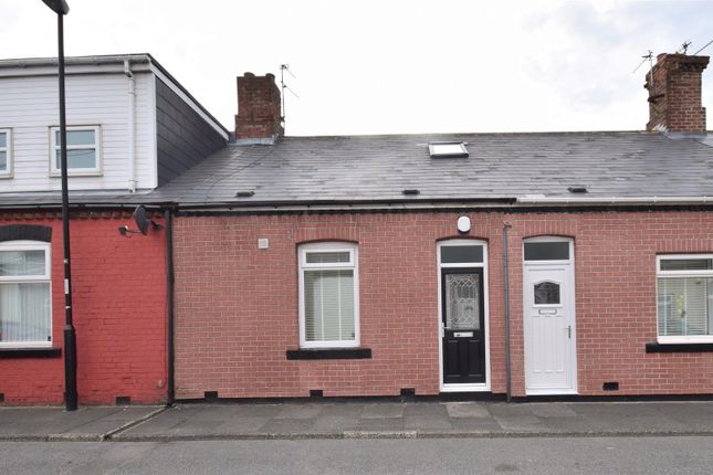 Thumbnail Cottage to rent in Robert Street, New Silksworth, Sunderland