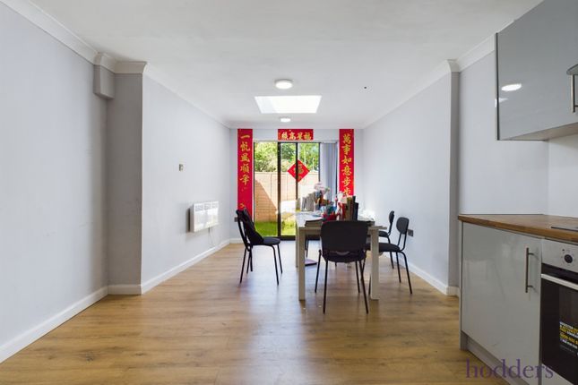 14, Fitzrobert Place, Surrey photo 3