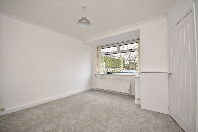 9, Bowler Street, Oldham photo 3