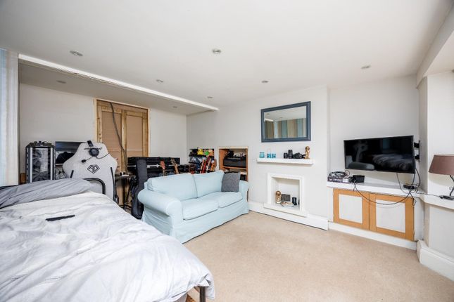 Mill Crescent, Crowborough photo 3