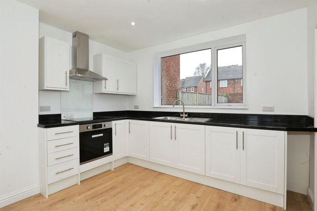52, Astbury Drive, Northwich photo 3